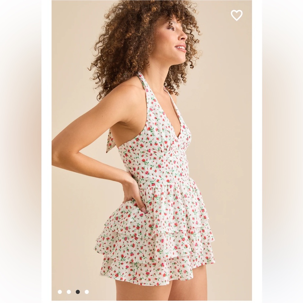 New with tags Altar’d State Lovely Floral Romper - Picture 3 of 4